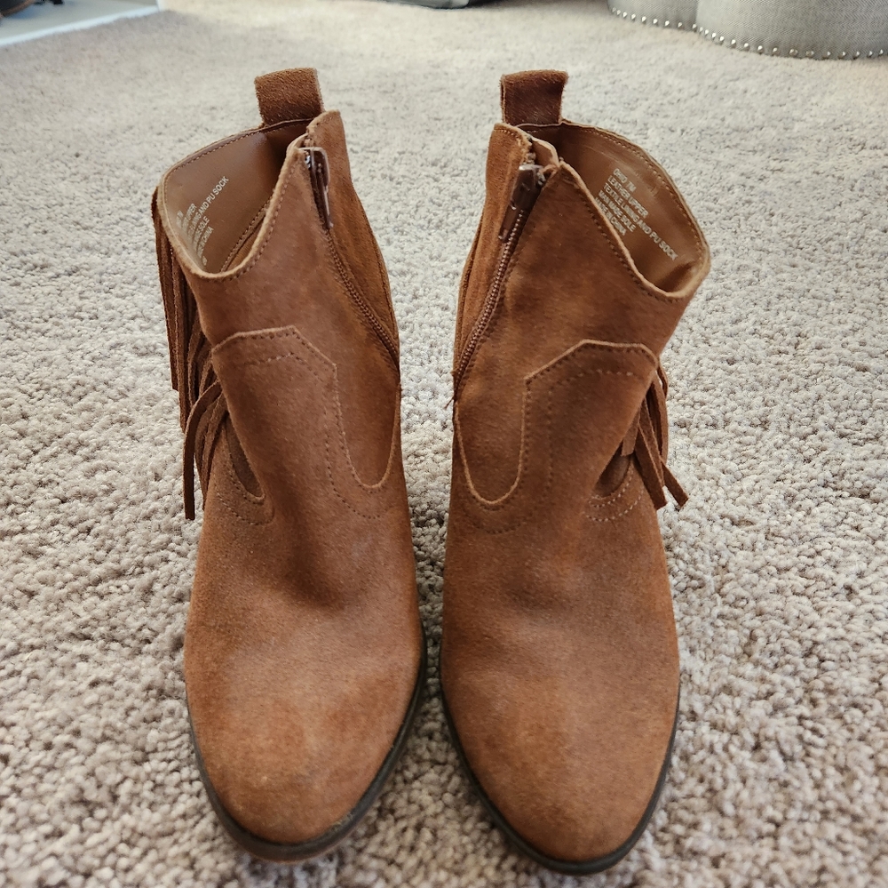 STEVE MADDEN